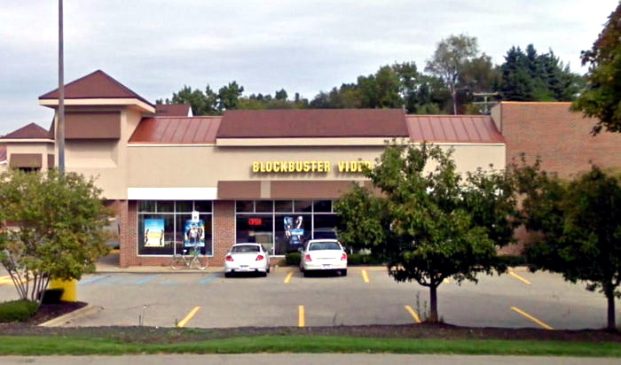 Blockbuster Video - Rochester Hills - 1362 Walton Blvd (newer photo)